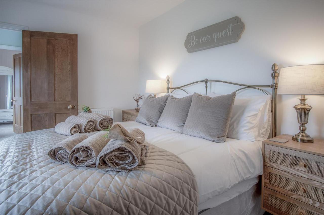 Elidyr Cottage - 3 Bedroom Cottage - แอมรอธ ภายนอก รูปภาพ